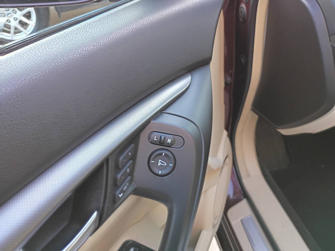 Used 2012 Acura TL FWD image 26