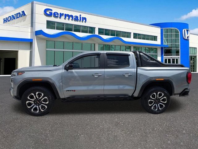 Used 2025 GMC Canyon AT4 w/ Nightfall Edition AWD/4WD image 8