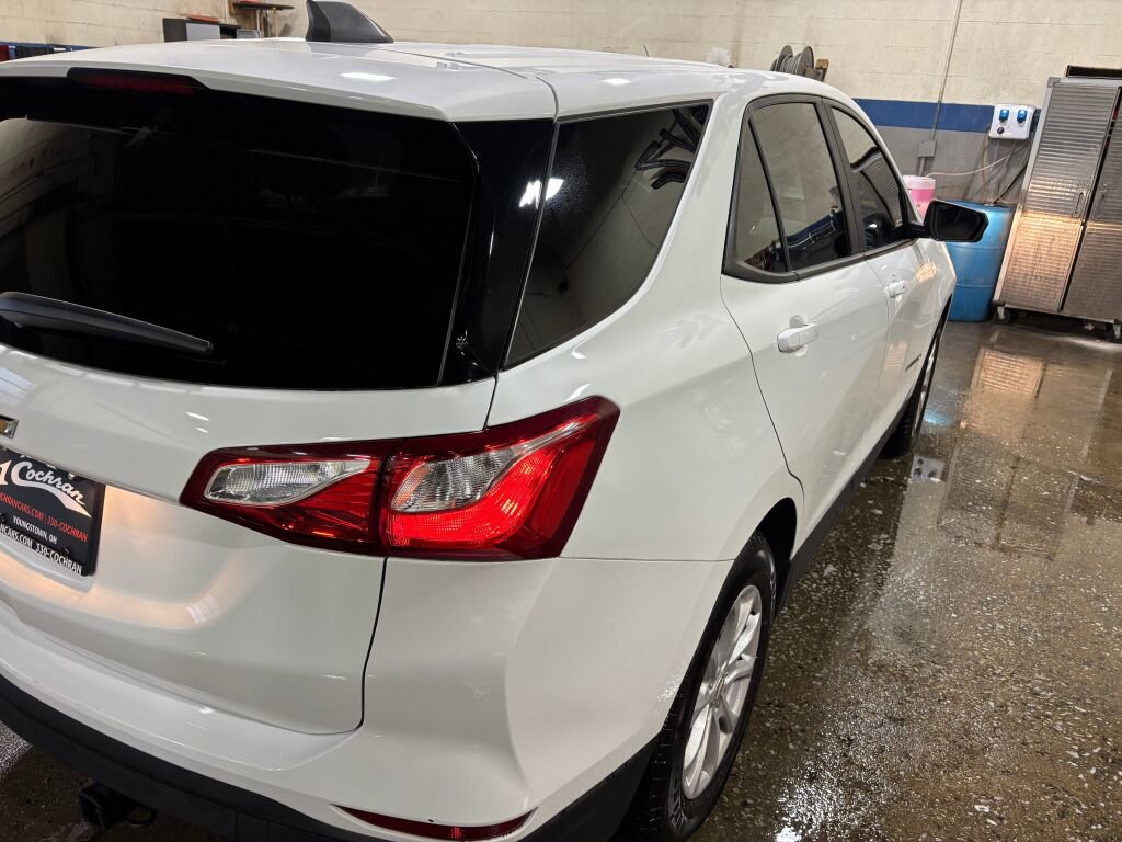 Used 2021 Chevrolet Equinox LS w/ LS Convenience Package image 20