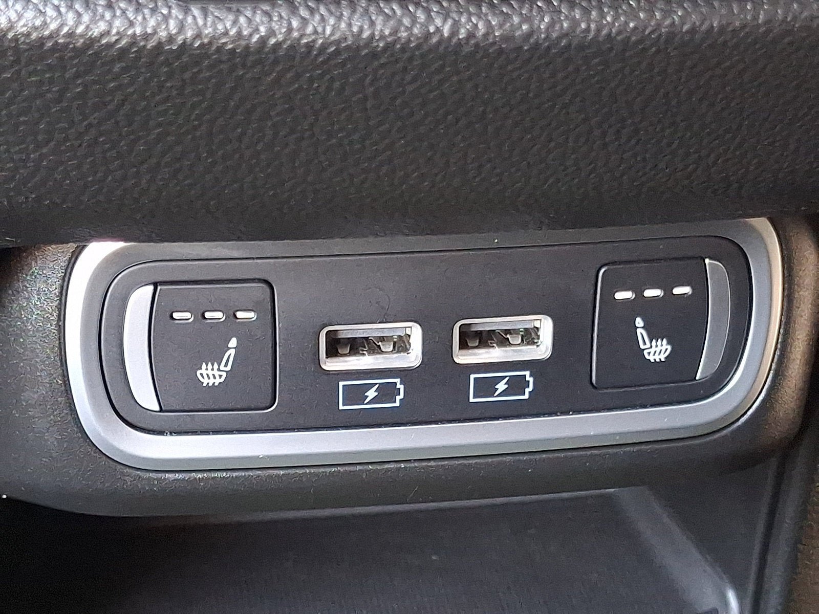 Used 2024 Alfa Romeo Stelvio Quadrifoglio AWD/4WD image 11
