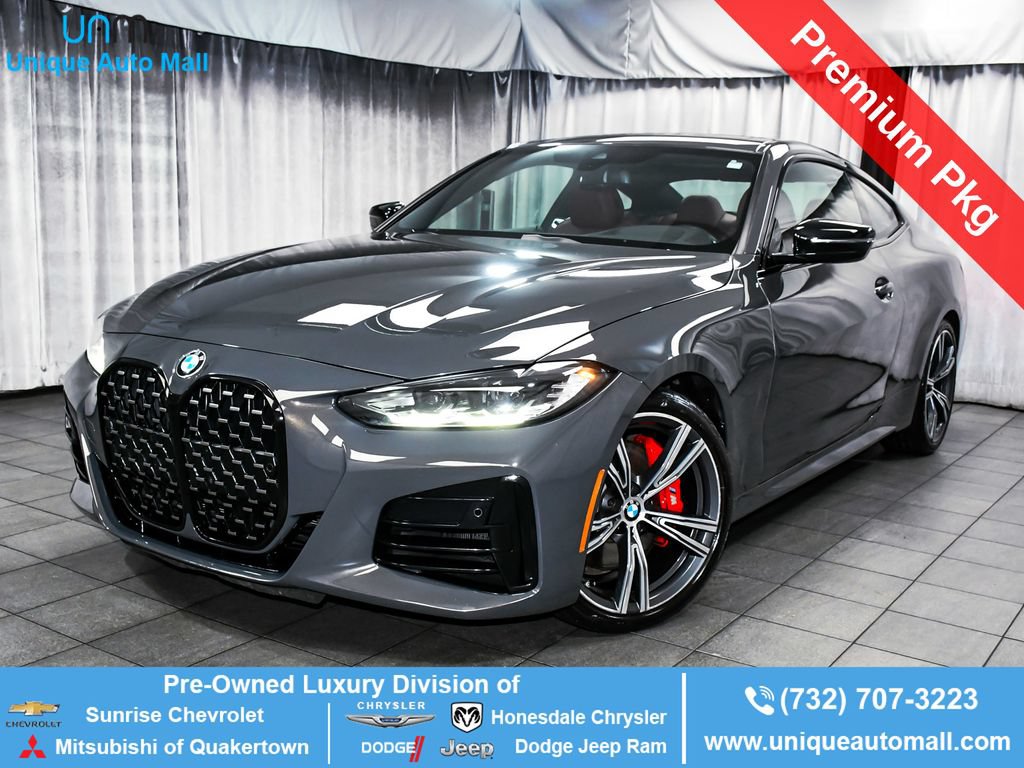Used 2023 BMW M440i Coupe w/ Premium Package RWD image 1
