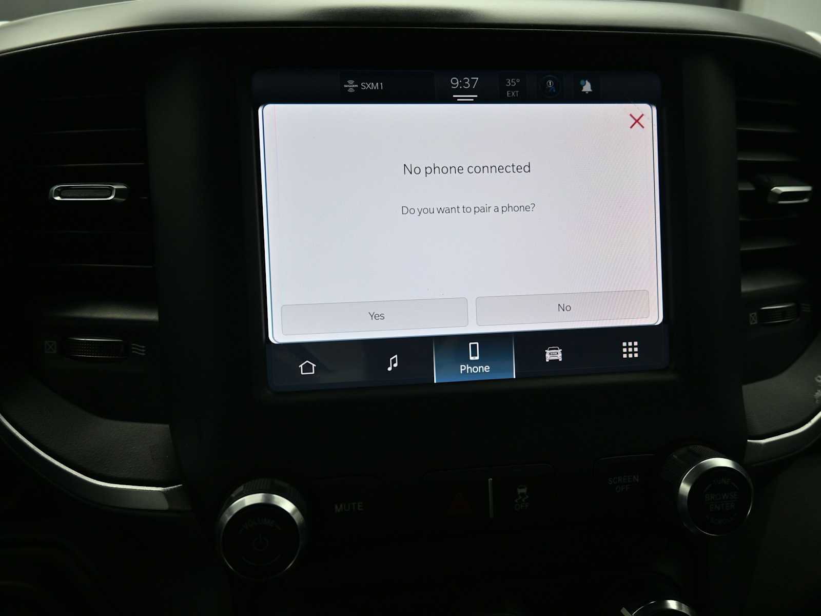 Used 2024 RAM 3500 Big Horn image 15