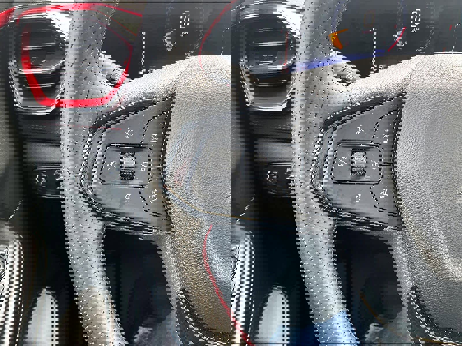 Used 2026 Chevrolet TrailBlazer RS w/ Driver Confidence Package AWD/4WD image 23