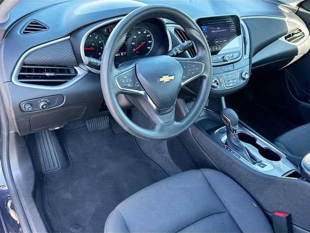 Used 2023 Chevrolet Malibu LT image 9