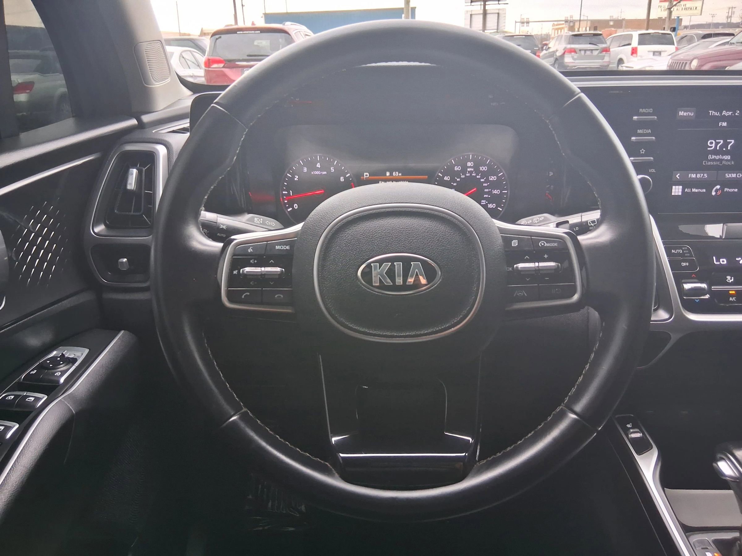 Used 2021 Kia Sorento S image 16