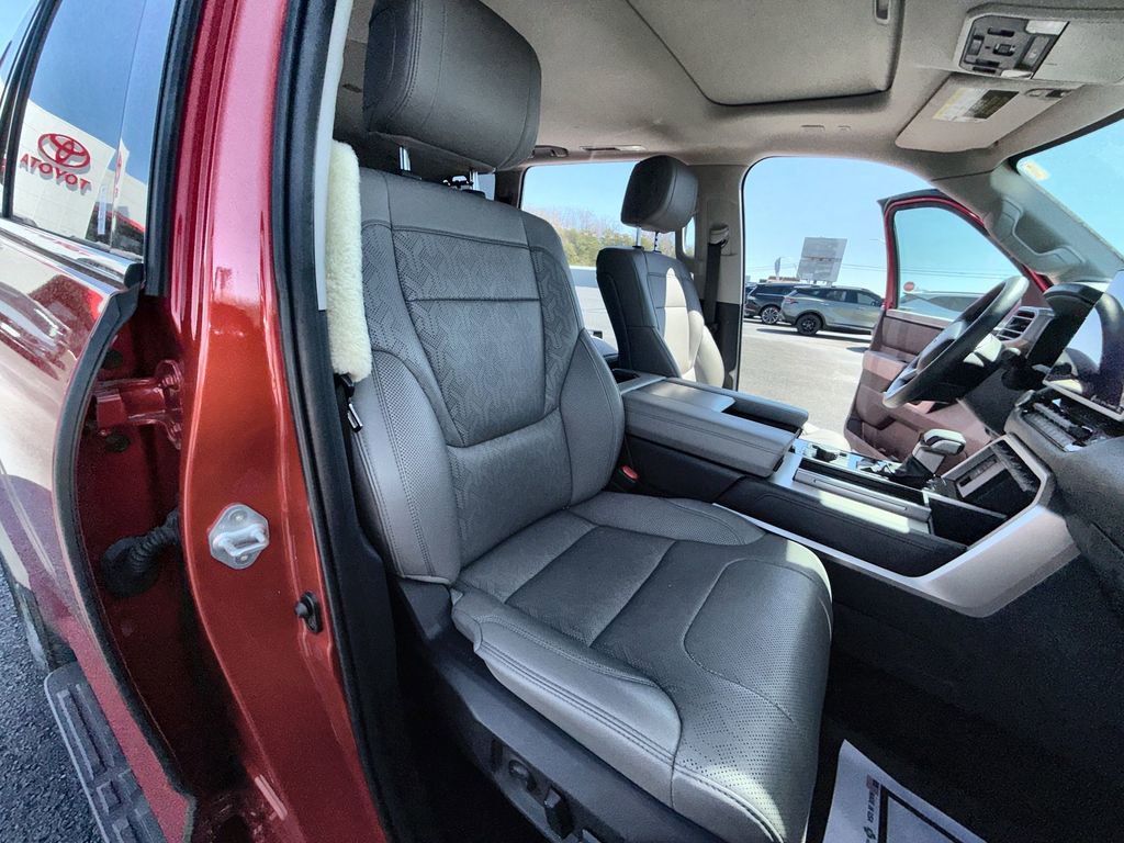 Used 2023 Toyota Sequoia Limited AWD/4WD image 28