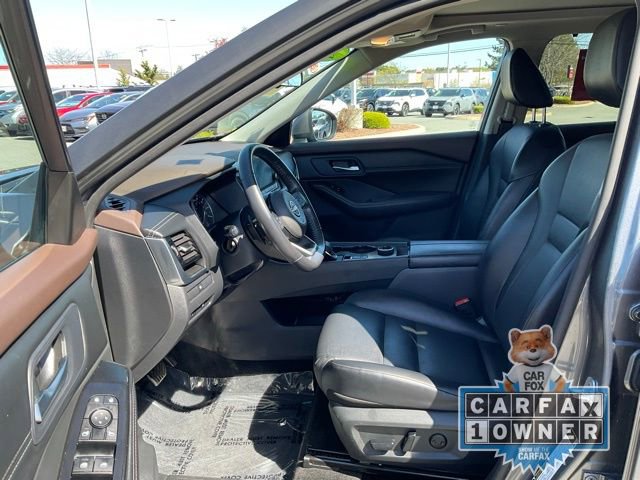Certified 2023 Nissan Rogue SV w/ SV Premium Package AWD/4WD image 13