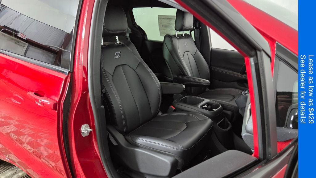 New 2026 Chrysler Pacifica Select image 36