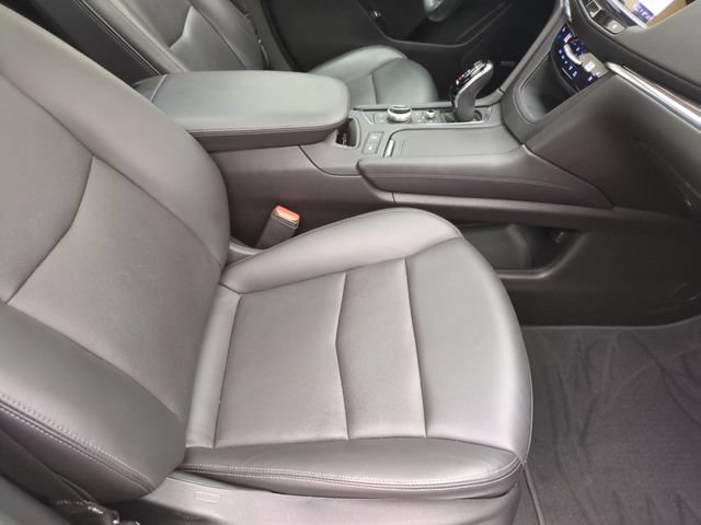 Used 2024 Cadillac XT5 Sportv w/ LPO, Floor Liner Package AWD/4WD image 27