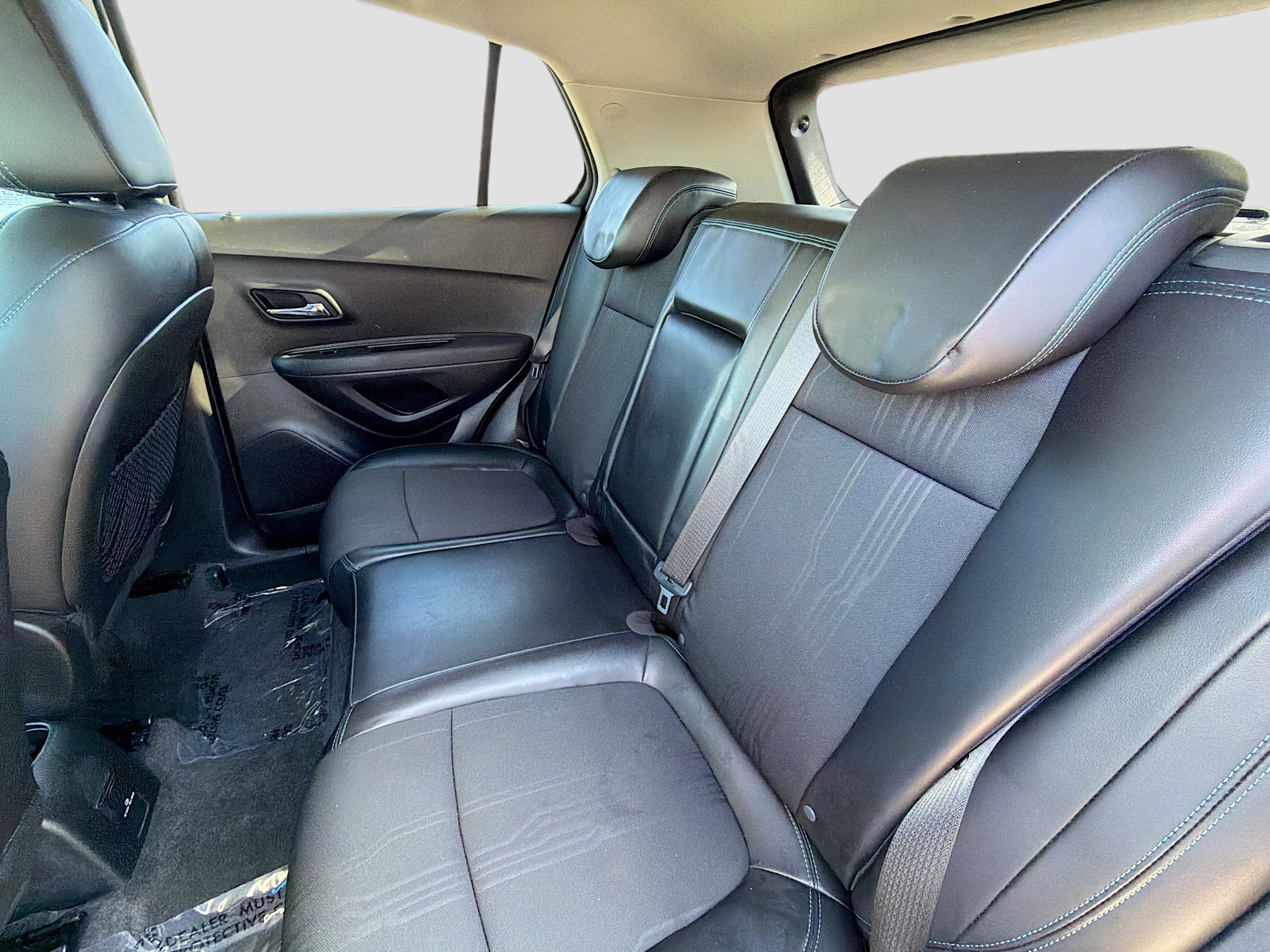 Used 2016 Chevrolet Trax LT w/ LT Sun and Sound Package FWD image 15