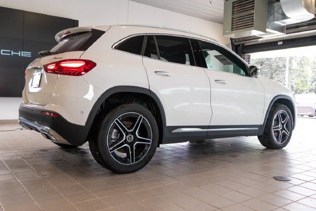 New 2026 Mercedes-Benz GLA 250 4MATIC image 8