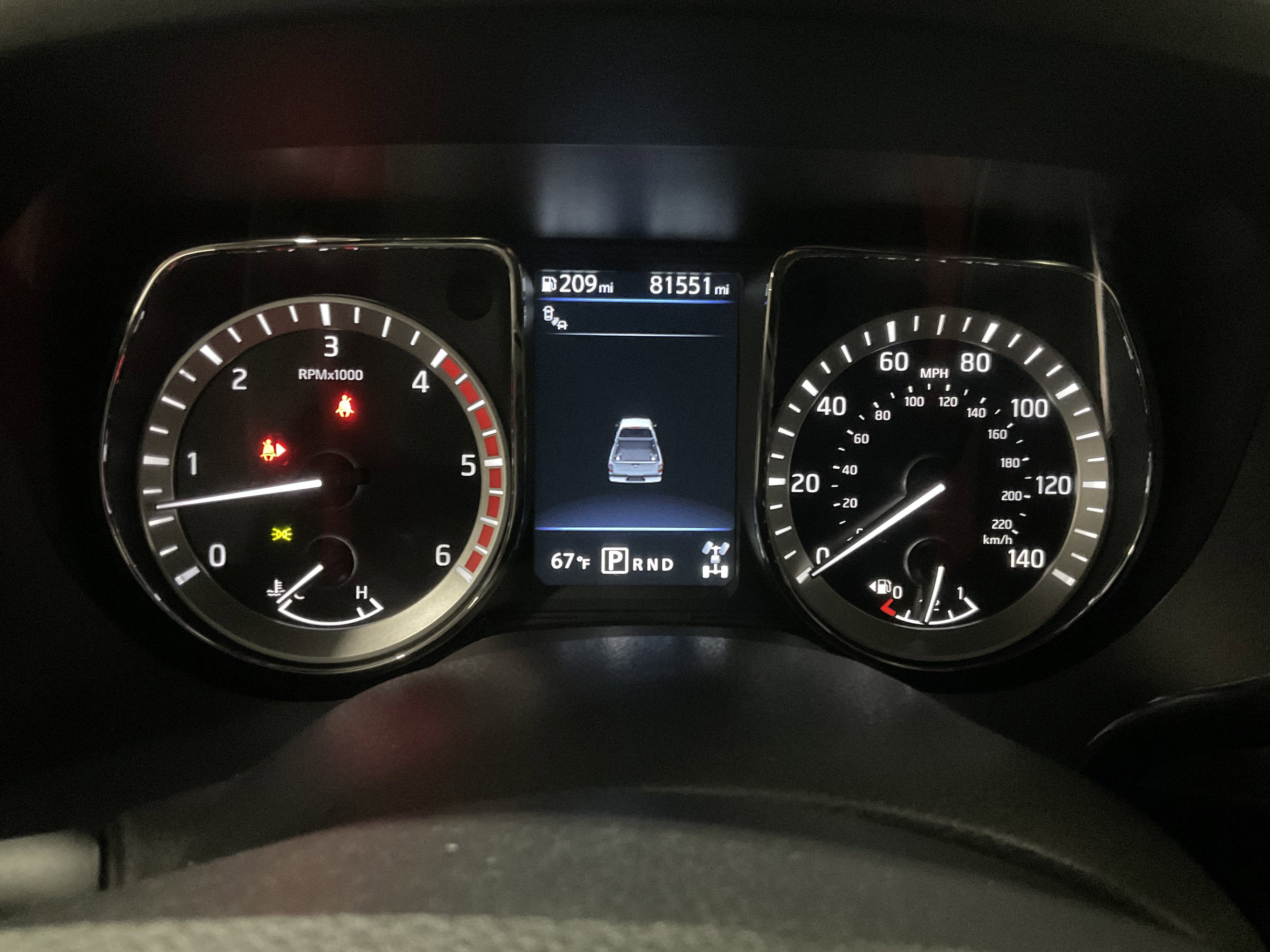 Used 2019 Nissan Titan SL w/ Midnight Edition image 14