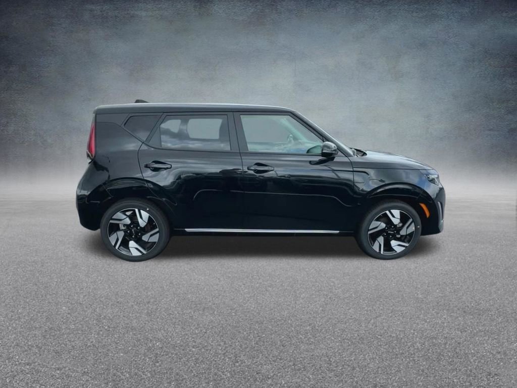 Used 2024 Kia Soul GT-Line FWD image 26