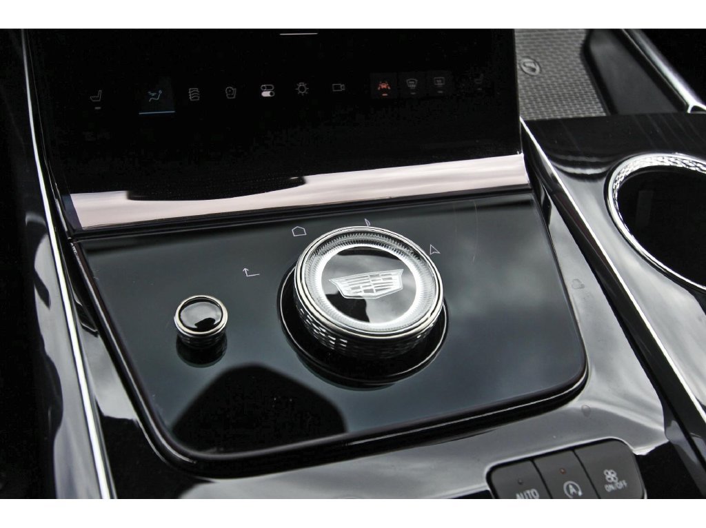 New 2027 Cadillac Escalade Sport w/ Touring Package AWD/4WD image 18