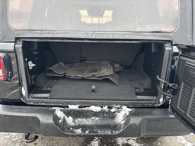 Used 2022 Jeep Wrangler Unlimited Willys image 16
