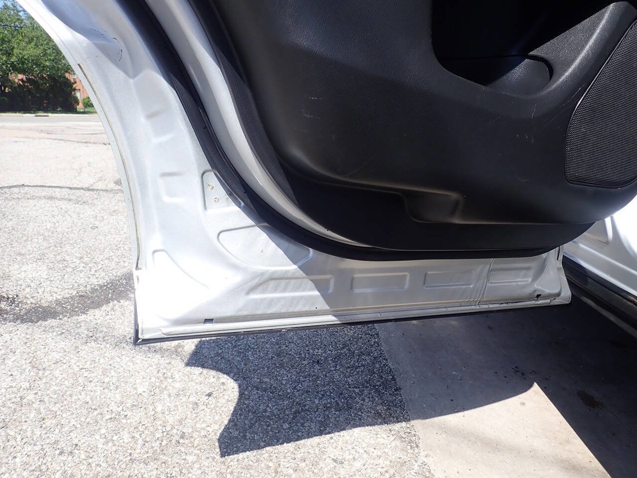 Used 2013 Nissan Pathfinder SL w/ Trailer Tow Pkg AWD/4WD image 14