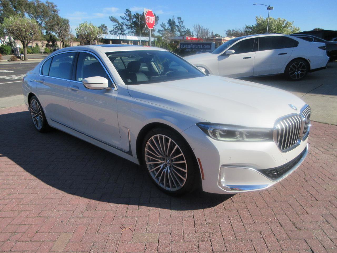 Used 2022 BMW 740i image 81
