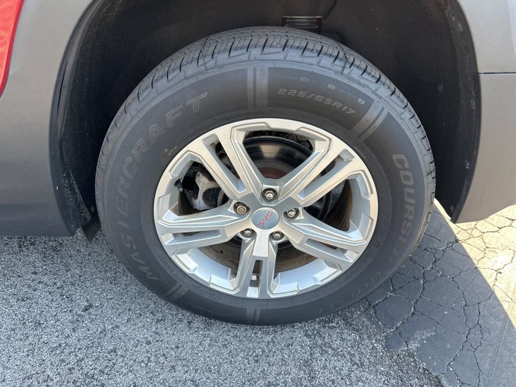 Used 2019 GMC Terrain SLE w/ LPO, Floor Liner Package AWD/4WD image 38