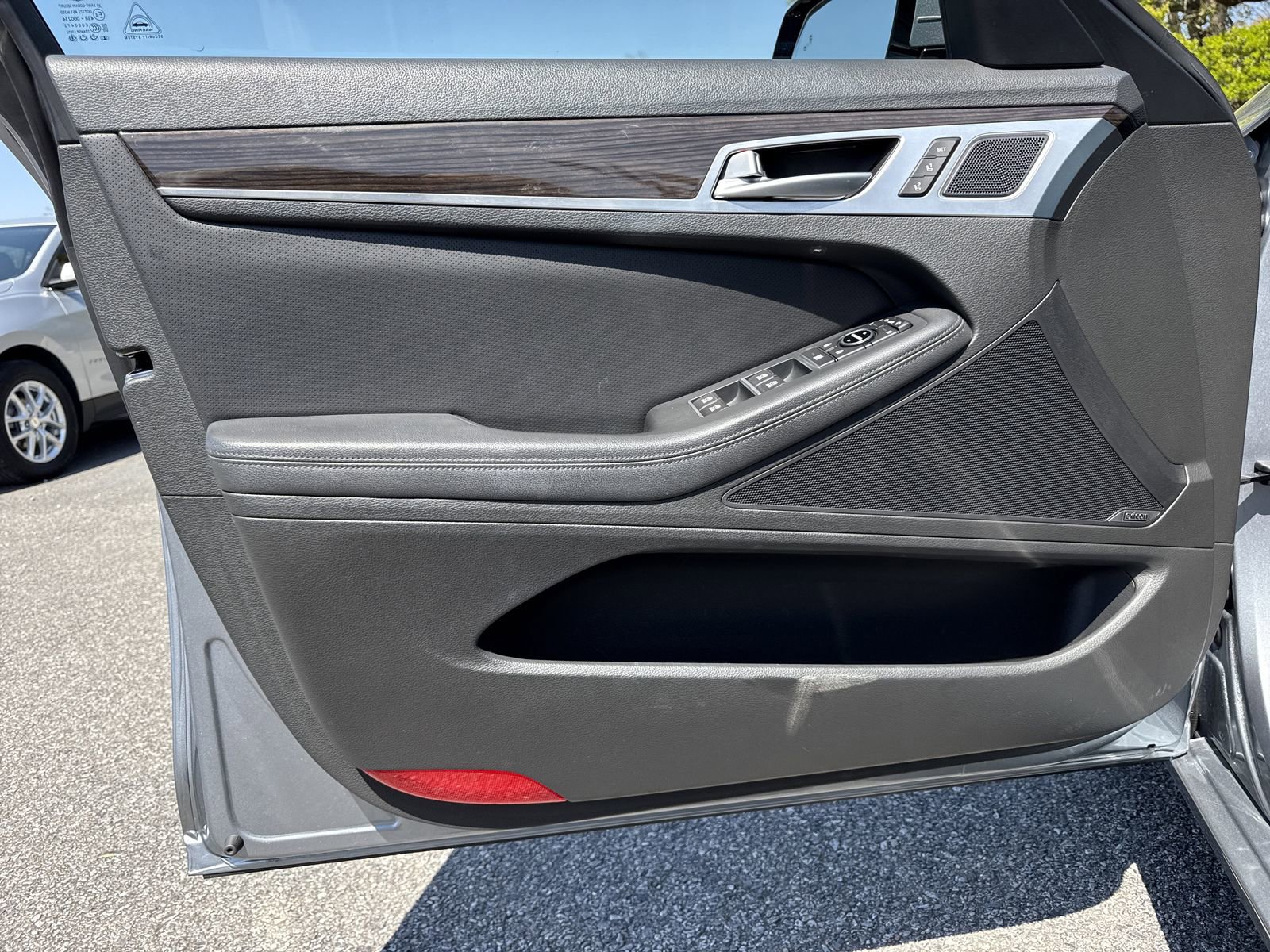 Used 2017 Genesis G80 3.8 w/ Option Group 02 image 12