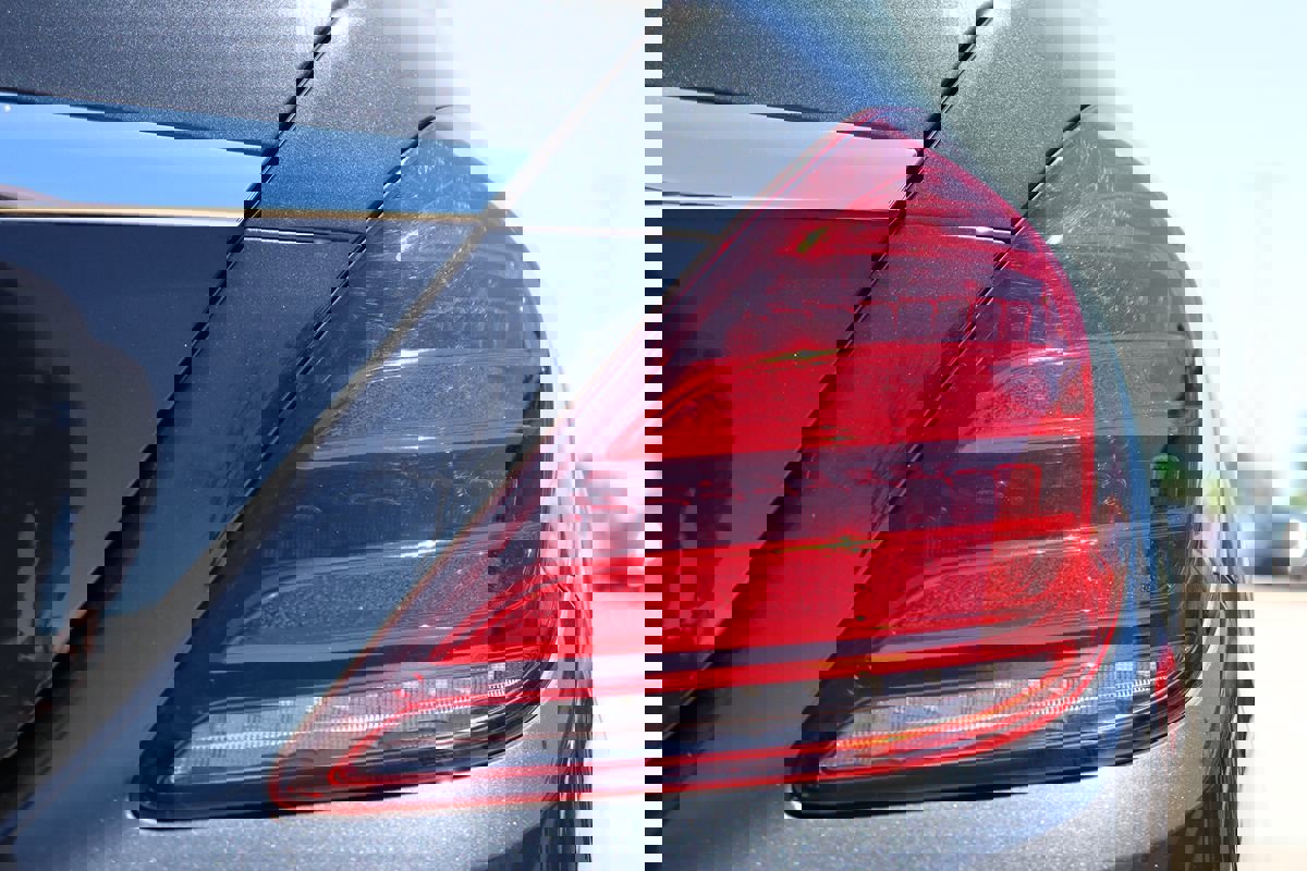 Used 2019 Mercedes-Benz S 560 Sedan w/ AMG Line Exterior image 15