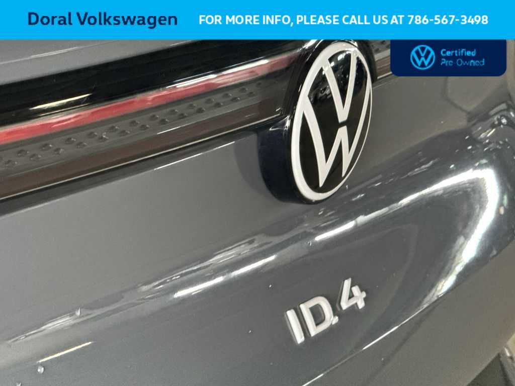 Used 2023 Volkswagen ID.4 Pro RWD image 9