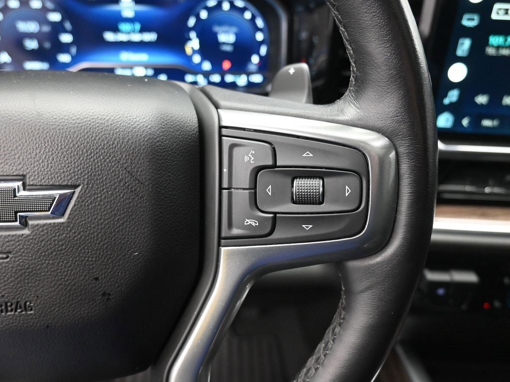 Used 2022 Chevrolet Silverado 1500 RST w/ Convenience Package II image 7