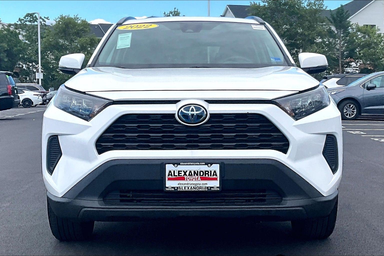 Used 2022 Toyota RAV4 LE AWD/4WD image 3