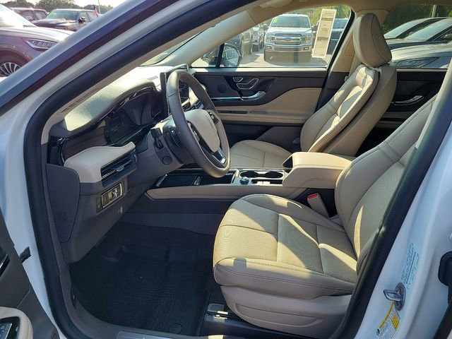 New 2024 Lincoln Corsair Grand Touring w/ Equipment Group 301A image 6