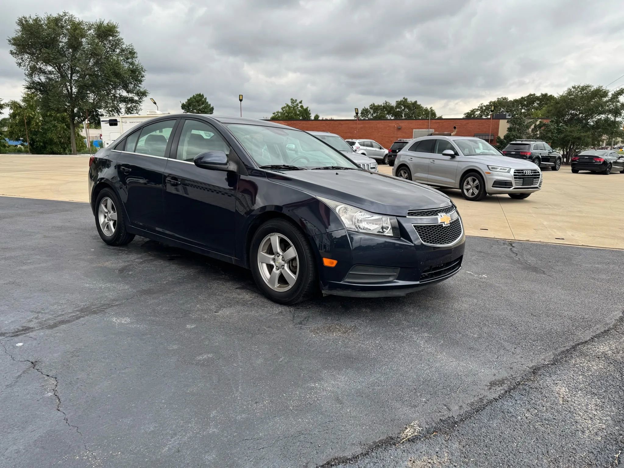 Used 2014 Chevrolet Cruze LT w/ Technology Package image 6