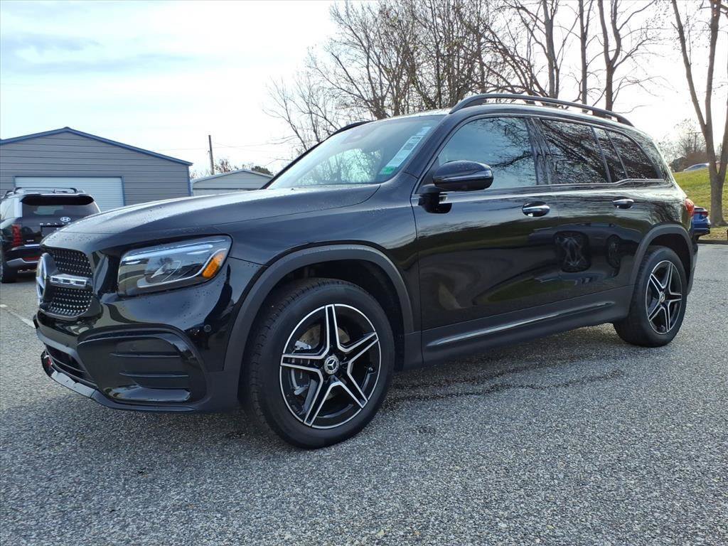 New 2026 Mercedes-Benz GLB 250