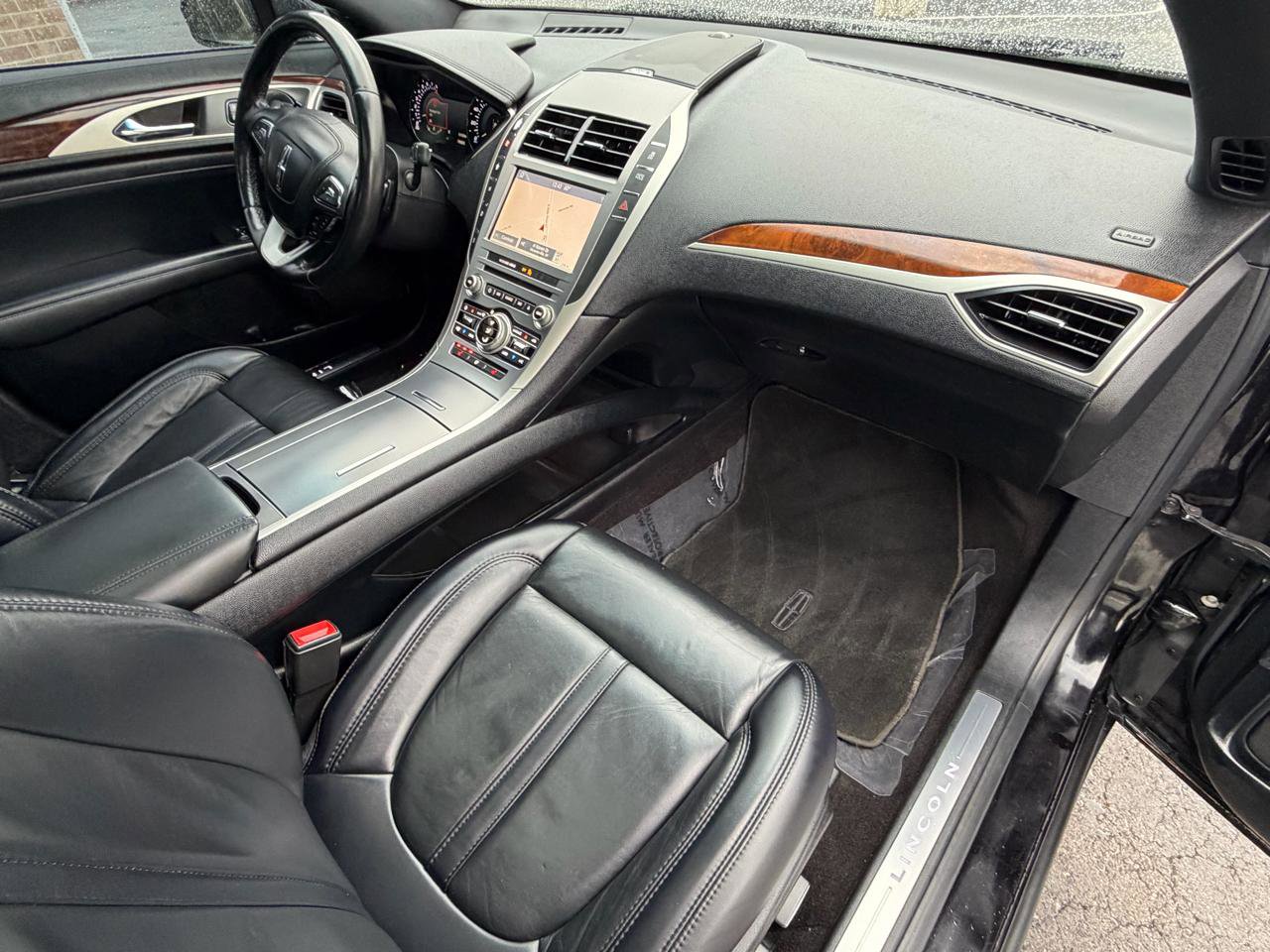Used 2019 Lincoln MKZ Reserve w/ Reserve Plus Package AWD/4WD image 29
