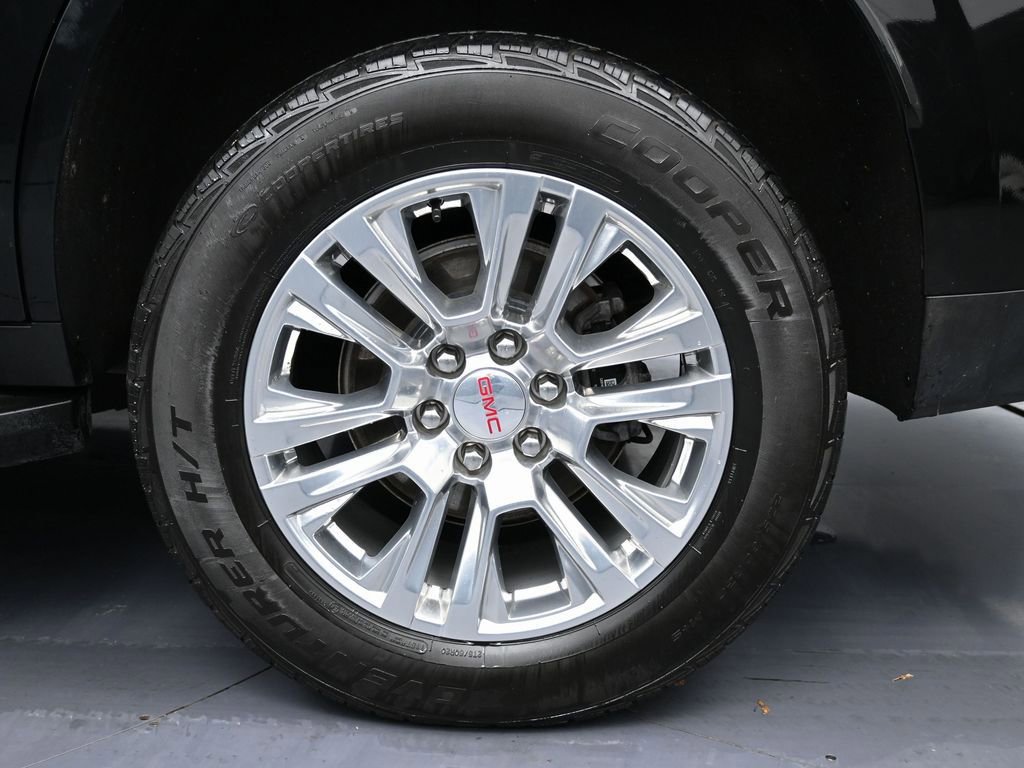 Used 2024 GMC Yukon Denali AWD/4WD image 11