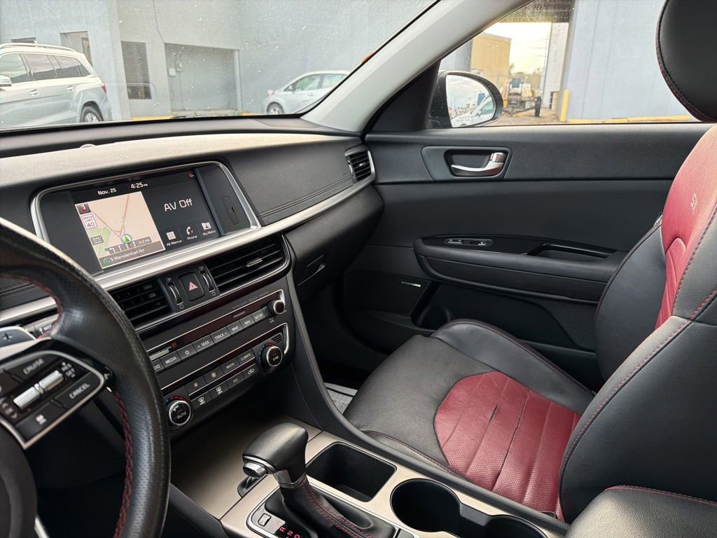 Used 2020 Kia Optima SX image 23