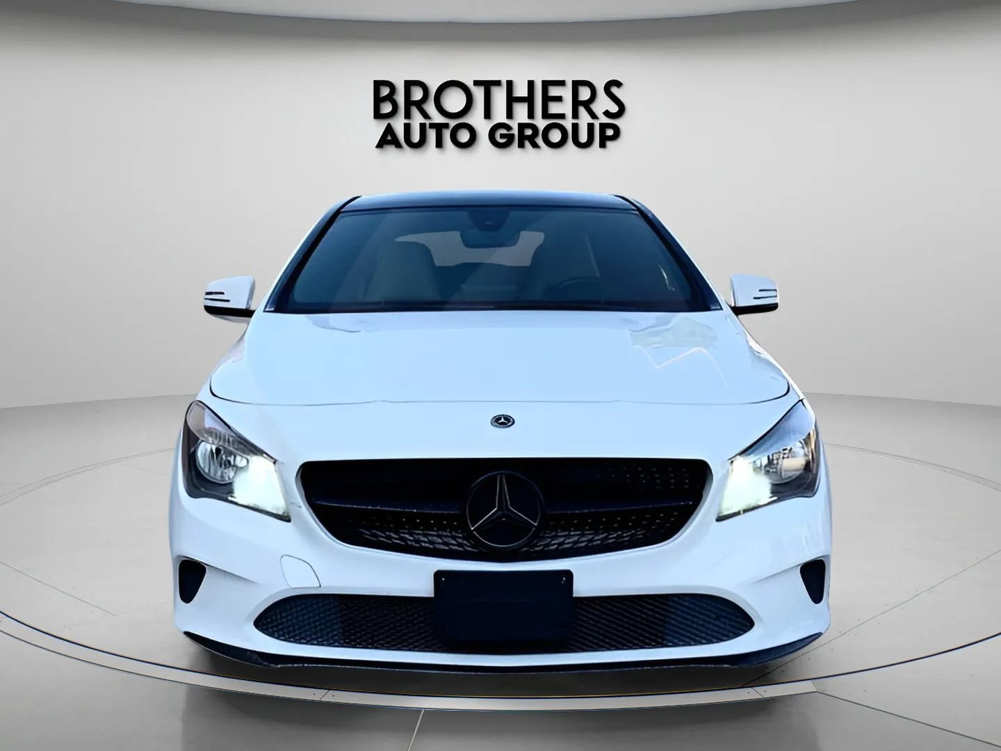 Used 2017 Mercedes-Benz CLA 250 image 4