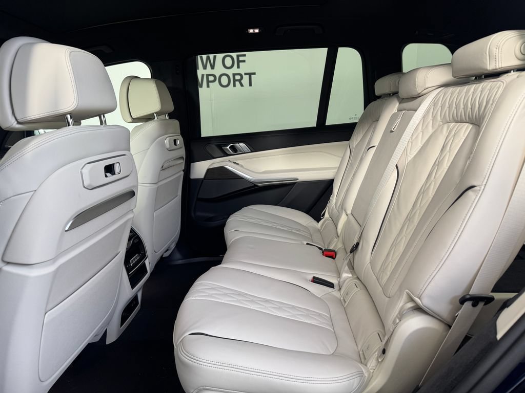 New 2027 BMW X7 xDrive40i w/ Executive Package AWD/4WD image 13