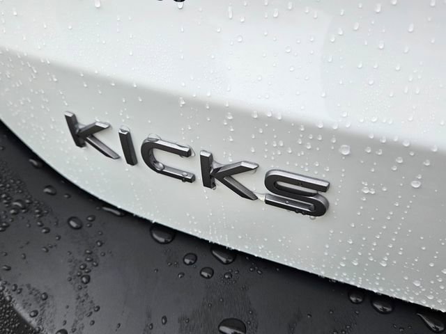 New 2026 Nissan Kicks SV image 11