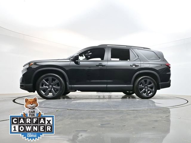 Used 2025 Honda Pilot Sport image 30