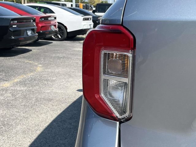 Used 2023 Ford Explorer XLT w/ Equipment Group 202A AWD/4WD image 10