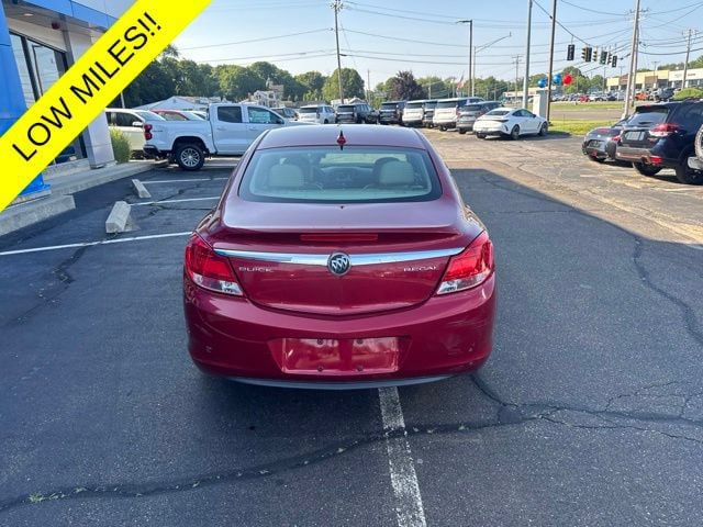 Used 2012 Buick Regal Leather FWD image 6