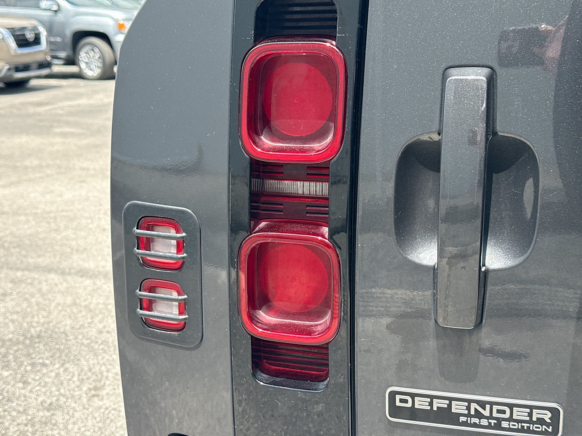 Used 2023 Land Rover Defender 130 First Edition AWD/4WD image 10