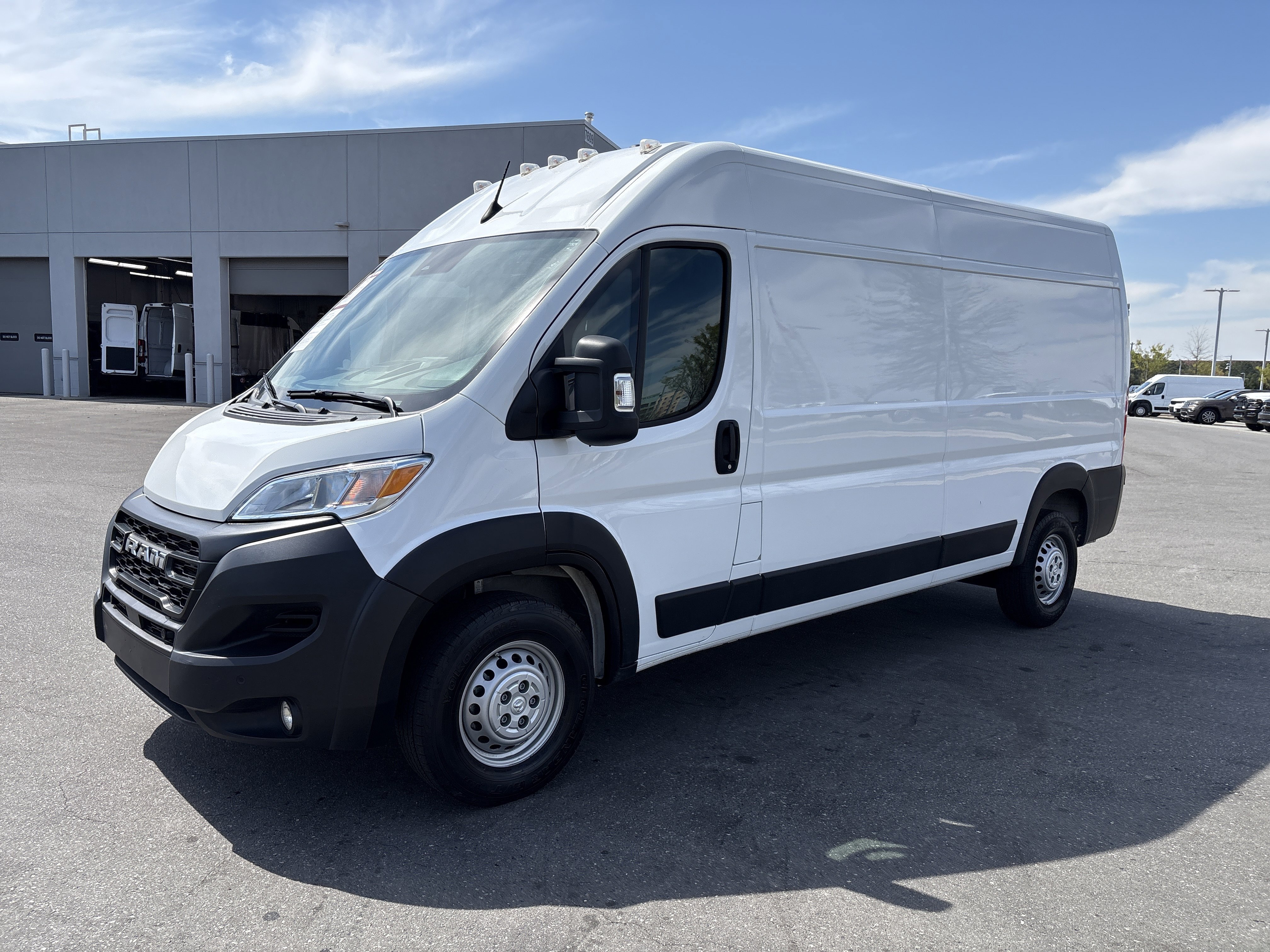 Used 2024 RAM ProMaster 2500 w/ Safety Group image 5