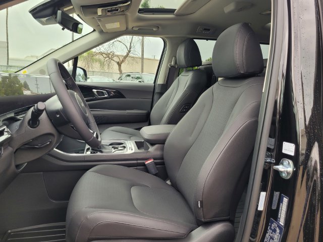 New 2026 Kia Carnival SX Prestige FWD image 9