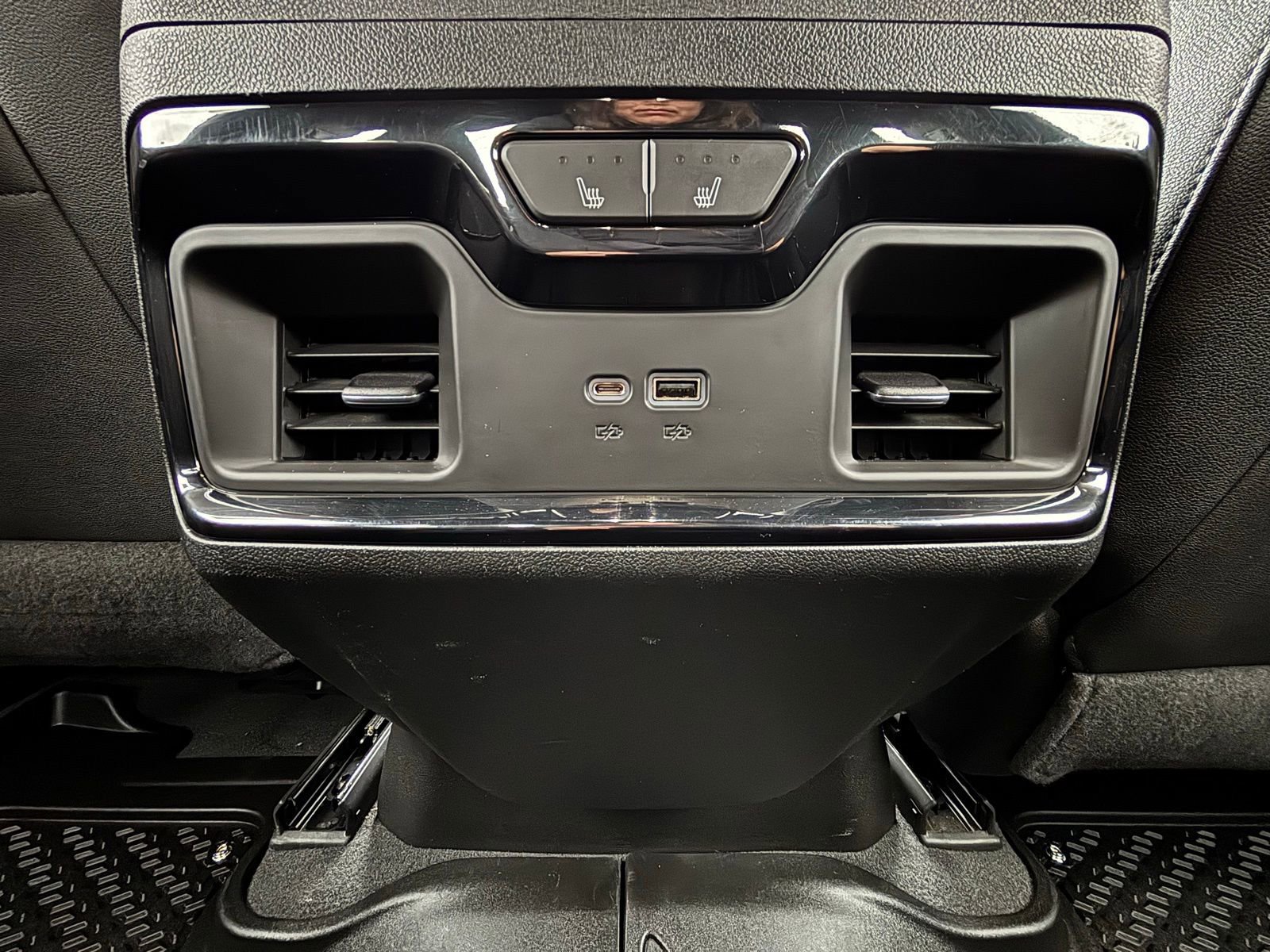 Used 2023 GMC Sierra 1500 AT4 w/ Technology Package image 22