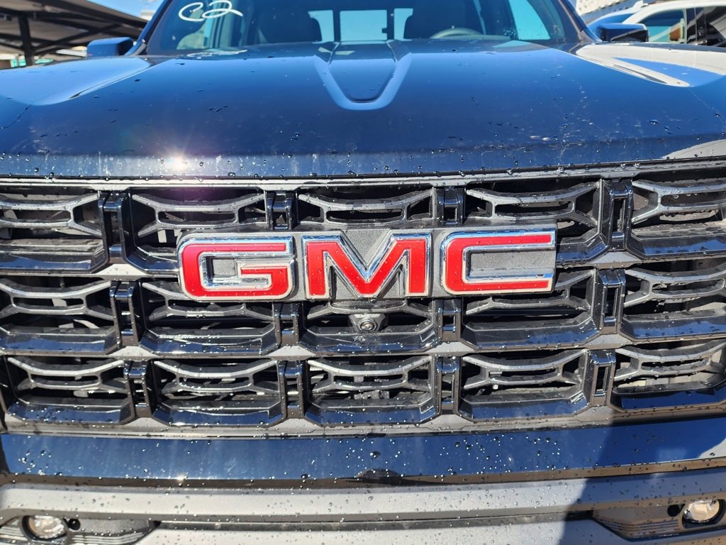 New 2026 GMC Canyon Elevation w/ Convenience Package image 10