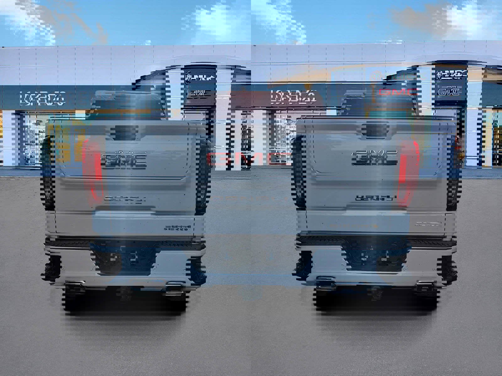 New 2026 GMC Sierra 1500 Denali w/ Denali Reserve Package image 4