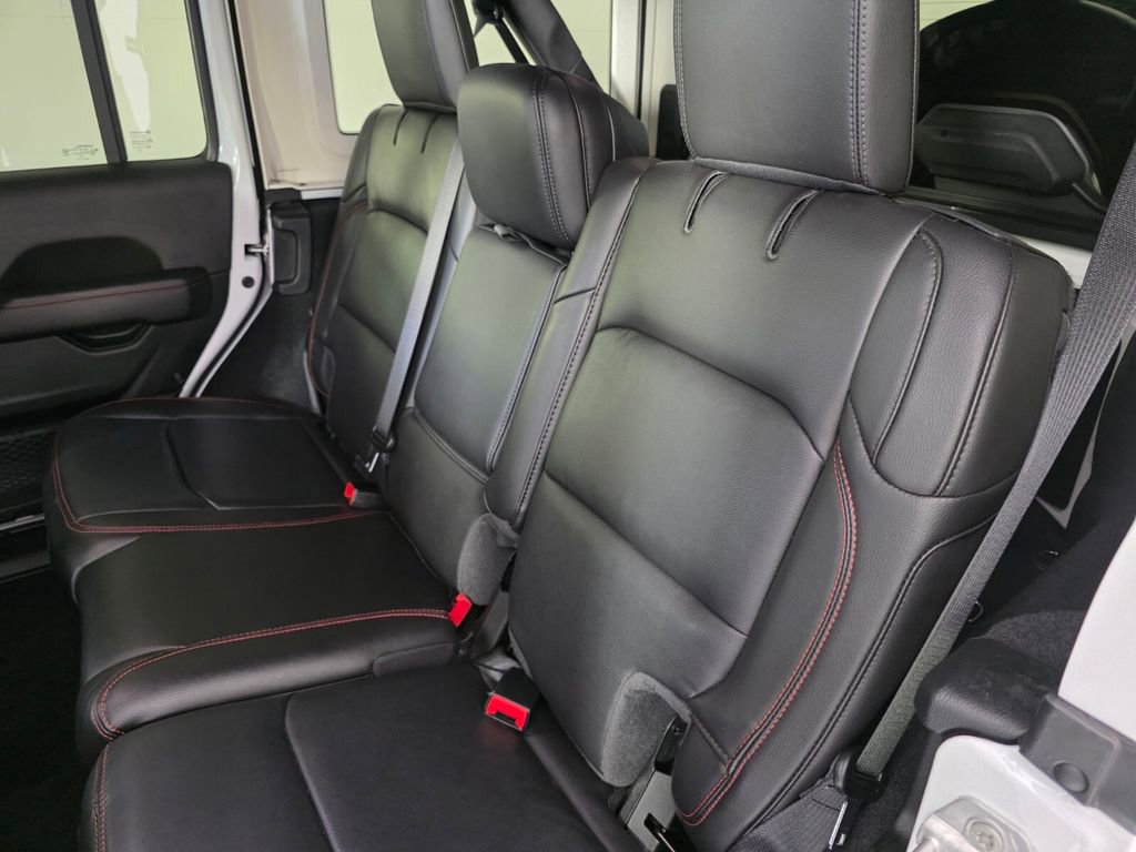 Used 2023 Jeep Wrangler Unlimited Rubicon w/ LED Lighting Group image 15