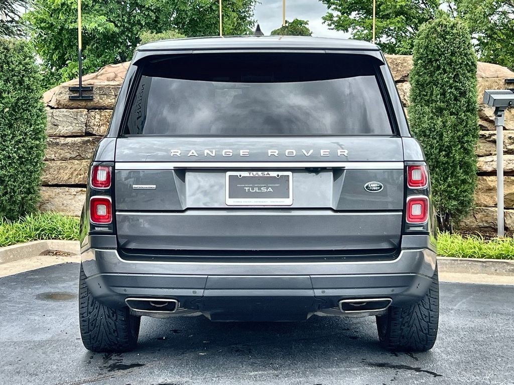 Used 2018 Land Rover Range Rover Supercharged AWD/4WD image 4