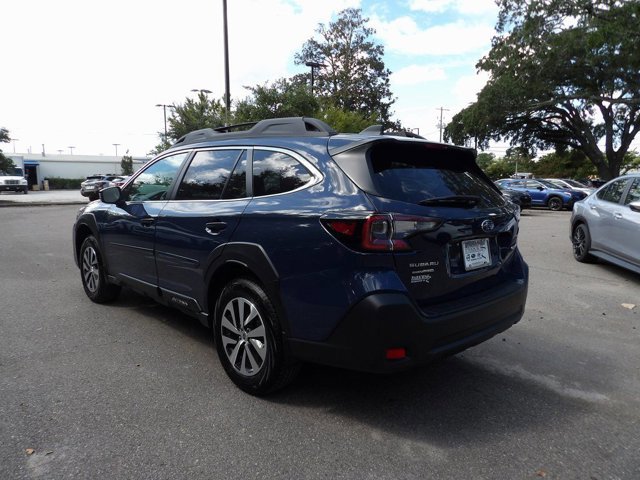 Certified 2025 Subaru Outback Premium w/ Popular Package #1A image 7