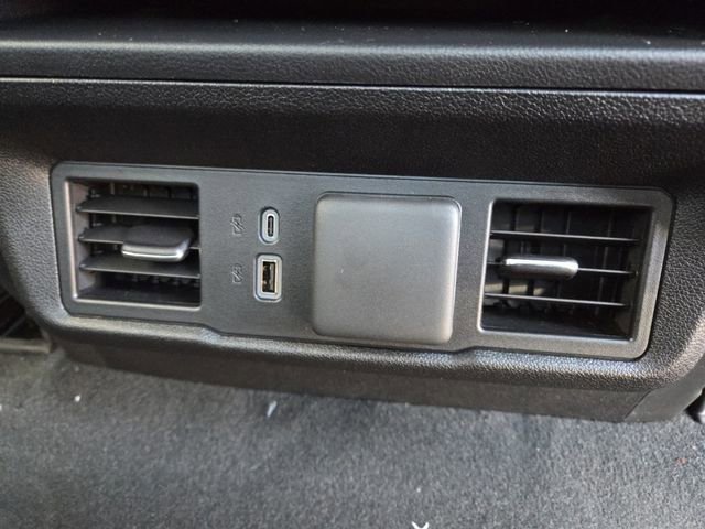 New 2026 GMC Sierra 1500 Elevation image 13