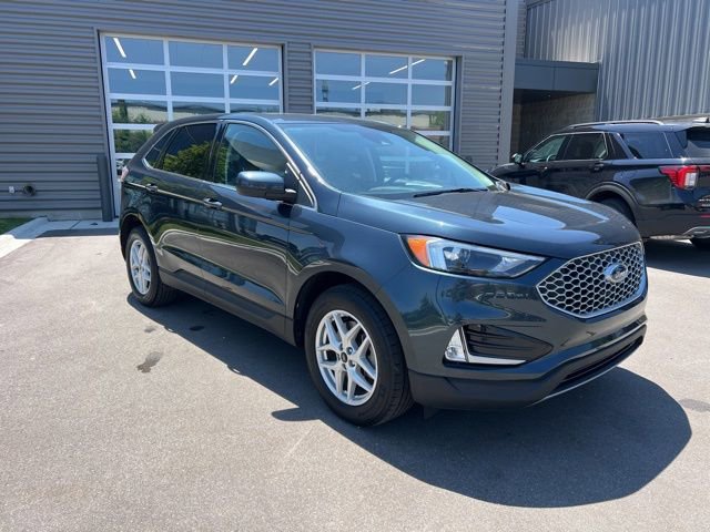 Used 2023 Ford Edge SEL w/ Convenience Package AWD/4WD image 3